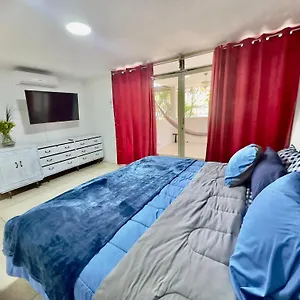 Unico En 3 Habitaciones, 3 Banos, Terrazas, Hamaca, Estacionamiento, Smartv, Wifi Y Decoracion Brutal Estilo Art Deco - Moderno Caracas